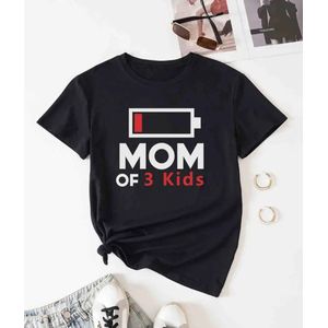 Mom of 3 kids mama moeder t shirt met leuke grappige tekst. T shirt voor mama's moeder cadeau tip maat L