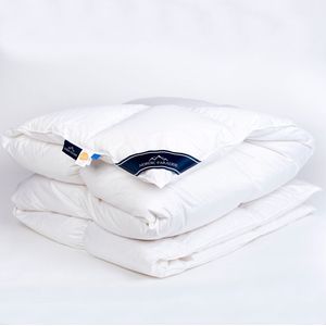 Nordic Paradise- Premium Luxe Donzen Dekbed - 100% Pure Eendendons - Hoog Volume - 240x220 cm - Extra Warm - Winter