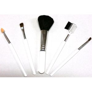 Budget Make-upset 5 delig