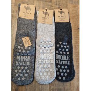 3 Paar - Alpaca Wollen Huissokken - Maat 44-47 - Wintersokken - Cadeau Artikel - Huissokken - Met Anti Slip Noppen