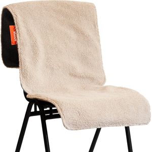 Stoov Warmtedeken - Big Hug - Duurzaam & Draadloos - Infrarood warmtedeken - Verwarmd stoelkleed - 45x135 cm - XL - Woolly Beige - Grote Batterij