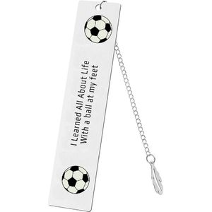 Akyol - i learned all about life Boekenlegger - voetbal - Bladwijzer - Bookmark - Gegraveerd op metaal - 13 x 2 cm - Bedankt cadeautje