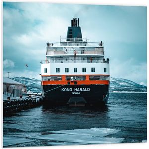WallClassics - PVC Schuimplaat - Aangemeerd Zwart met Wit en Oranje Schip - 100x100 cm Foto op PVC Schuimplaat (Met Ophangsysteem)