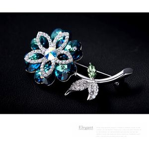 Blauwe Swarovski® Kristal Bloem broche