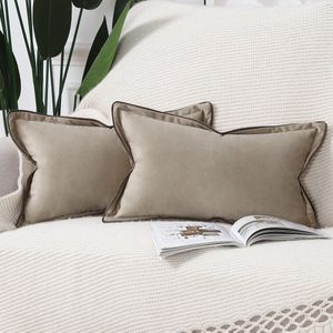 Azomor® Set van twee fluwelen kussenhoezen in taupe voor bank en slaapkamer