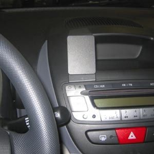 Brodit ProClip Peugeot 107/ Citroen C1/ Toyota Aygo 06-14 center mount