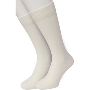 Bonnie Doon Basic Sokken Heren Off White maat 40/46 - 2 paar - Basis Katoenen Sok - Gladde Naden - Brede Boord - Uitstekend Draagcomfort - Perfecte Pasvorm - 2-pack - Multipack - Effen - Ecru - Crème - Ivoor - Gebroken Wit - Off White - OL6324012.110