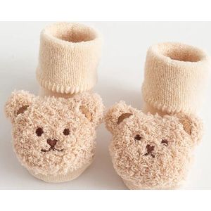 Kinder sokken/sloffen 2x met beer Roomwit waar van 1x willekeurig antislip 2 jaar
