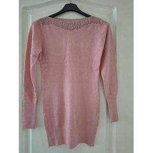 Middellange dames trui Marika-effen roze-boothals-strass steentjes-Maat S/M-fijngebreid