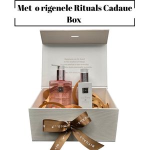 Rituals - Geschenkset - Sakura Hand Wash 300 ml - Sakura Hand Balm 175 ml - Originele Rituals Cadeaubox