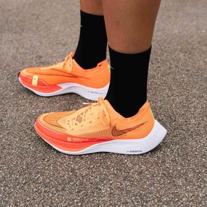 Running Nike ZoomX VaporFly NEXT% 2 “Total Orange�” - Maat 41