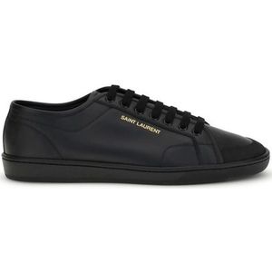 Contemporary Lace-Up Gym Sneakers with Gold Signature - Black