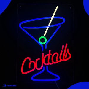 Neon Lamp - Cocktails - Incl. Ophanghaakjes - Neon Sign - Neon Verlichting - Neon Led Lamp - wandlamp