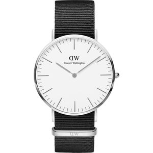 Daniel Wellington Classic Cornwall DW00100258 - Horloge - NATO - Zwart - 40mm