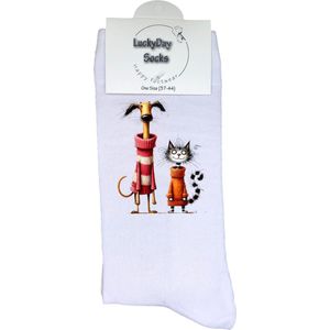 Trui - Hond - Opkikker - Grappige sokken - Valentijn cadeau - Verjaardag cadeau - Sint cadeau - Leuke sokken - Vrolijke sokken - Cadeautje - Grappig cadeau - Poes - Kerstcadeau - Vaderdag - Moederdag - Socks maken Happy - Maat 37-44