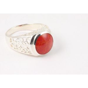 Opengewerkte zilveren ring met rode koraal steen - maat 22