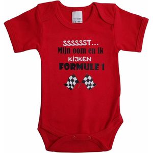 Rode romper met ""Sssssst... Mijn oom en ik kijken Formule 1"" - maat 80 - babyshower, zwanger, cadeautje, kraamcadeau, grappig, geschenk, baby, tekst, bodieke