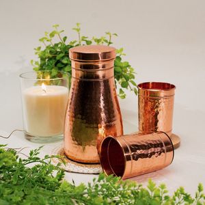 Puur Koperen Karaf-set Gehamerd met 2 bekers (1 l.)