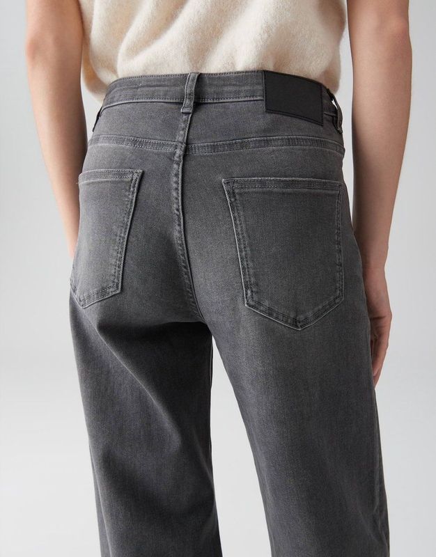 Wide fit jeans in 5-pocketmodel, model 'Minah'