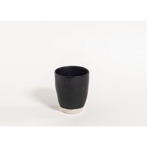 The Table atelier - mok - Ø 8,5 - 300 ml - handgemaakt - zwart/wit