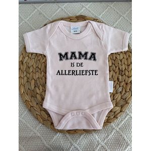 Romper - Mama is de allerliefste - Roze - Maat 50/56 - 100% Katoen - Baby - Kraamcadeau