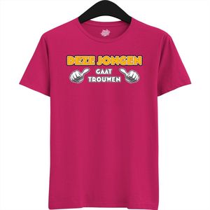 Deze Jongen Gaat Trouwen | Vrijgezellenfeest Cadeau Man - Groom To Be Bachelor Party - Grappig Bruiloft En Bruidegom Shirt - T-Shirt - Unisex - Fuchsia - Maat L