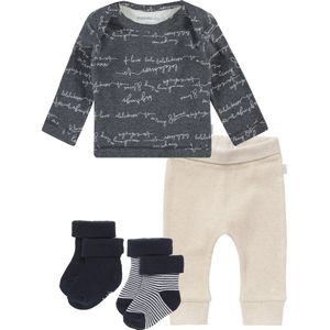 Noppies set(4delig) Oatmeal broekje met grijs shirt en 2 paar sokjes navy - Maat 50