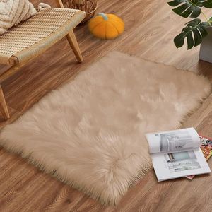 Wasbare vloerkleden 2x3 - Pluizig Shag Tapijt in Beige voor Slaapkamer en Speelkamer - Imitatiebont Schapenvacht Decoratie