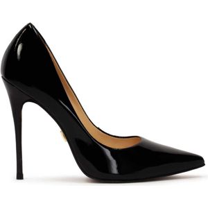 Black lacquered high-heeled pumps