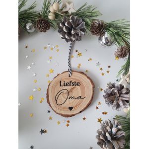 hanger van hout | liefste oma | boomschijf | kersthanger | moederdag | cadeau