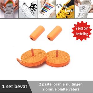 2 paar oranje platte elastische veters met pastel oranje sluitingen. Je hoeft voortaan nooit meer je veters te strikken.