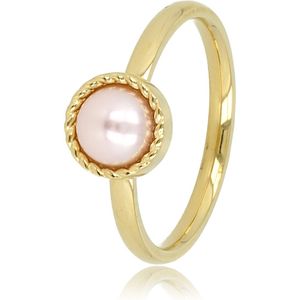 My Bendel - Ring goudkleurig met roze parel - Goudkleurige ring met een roze parel en een getwist randje - Met luxe cadeauverpakking