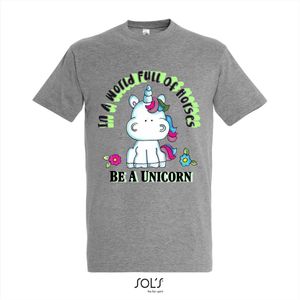 T-shirt In a world full of horses be a Unicorn - T-shirt sport grey - 4 jaar