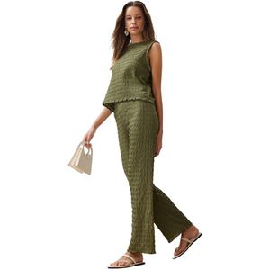 Trendyol Khaki Gestructureerde Normale/Normale Snit Zero Mouw Flexibele Gebreide Blouse Broek Onderkant-Top Set Twoss24Au00032