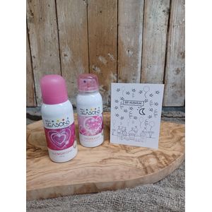 Eid Mubarak-Kinder-Huidverzorging-Giftset-Deodorant-Showerfoam-Pink Limited-Feestelijk-ingepakt-luxe product-Cadeaudoos-Ramadan-Islamitisch-Moskee- Islamitisch-Moskee-Islam-Feest-Suikerfeest-Offerfeest-Feestdag-Vastenmaand-Kaart-cadeaupakket-giftset