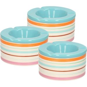 6x Gekleurde terrasasbakken/stormasbakken met blauwe deksel 12 cm - Tuin/terrasaccessoires - Asbakken