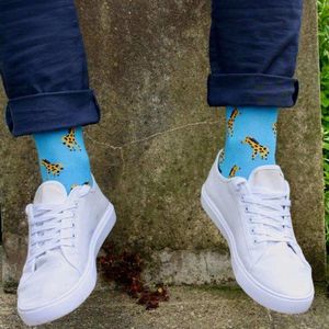 Swole Panda - bamboe sokken met giraffen - blauw - naadloze sokken - cadeautje - dierenprint