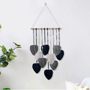 Macramé wandbehang - Handgemaakt boho wandtapijt met houten kralen en bladeren voor sfeervolle interieurs
