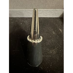 Zilverkleurige ring met kleine strass steentjes | Moederdag | Verjaardagscadeau| Cadeautje| Valentijnsdag| Kado | sieraden | vaderdag | oorbellen | oorsieraden | ring