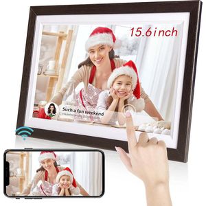 Solacis Digitale Fotolijst - WiFi - 15.6 Inch - IPS