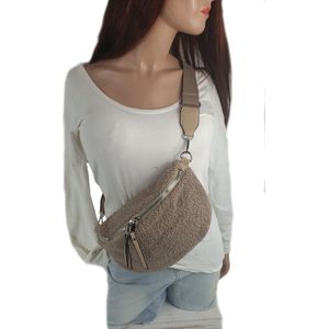 Buiktasje heuptasje cross body tas teddy stof met lange riem kleur khaki taupe