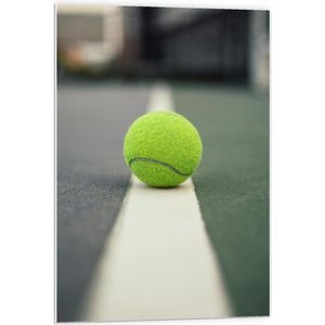 Forex - Tennisbal op Witte Lijn - 60x90cm Foto op Forex