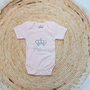 Rompertje Princess. Maat 74/80 - Romper - Zwanger - Kraamcadeau - Babyshower - Babykleding - Babymeisje
