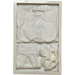 4-delige Babygeschenksetje met vest, romper, broek en schoentjes in de kleur wit en in de maat 0 tot en met 3 maanden jaar oud