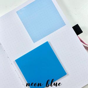 Akyol - Sticky Notes - Blauwe transparante sticky notes - memoblok met 50 memoblaadjes - zelfklevend - waterbestendig - herbruikbaar - 76x76mm