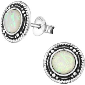 Oorbellen | Oorstekers | Zilveren oorstekers met opaal