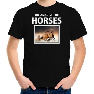 Dieren foto t-shirt Bruin paard - zwart - kinderen - amazing horses - cadeau shirt Bruine paarden liefhebber - kinderkleding / kleding 134/140