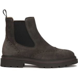 Suede brown Chelsea boots with ornamentation