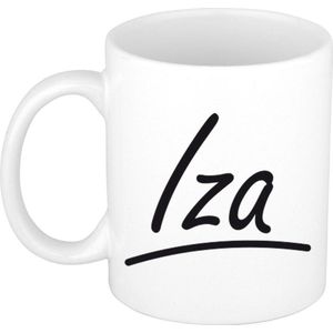 Iza naam cadeau mok / beker sierlijke letters - Cadeau collega/ moederdag/ verjaardag of persoonlijke voornaam mok werknemers