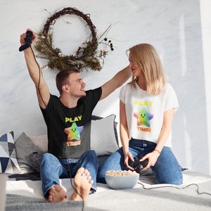 Shirt - Play time - Wurban Wear | Grappig shirt | Gaming | Unisex tshirt | Wit & Zwart